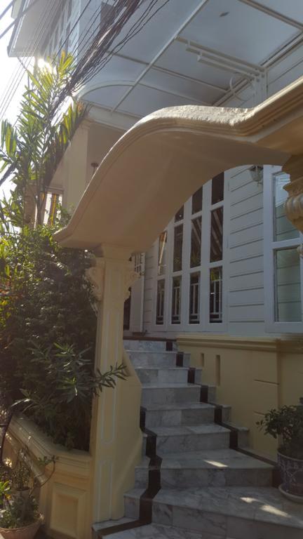 Villa Mungkala Бангкок Экстерьер фото